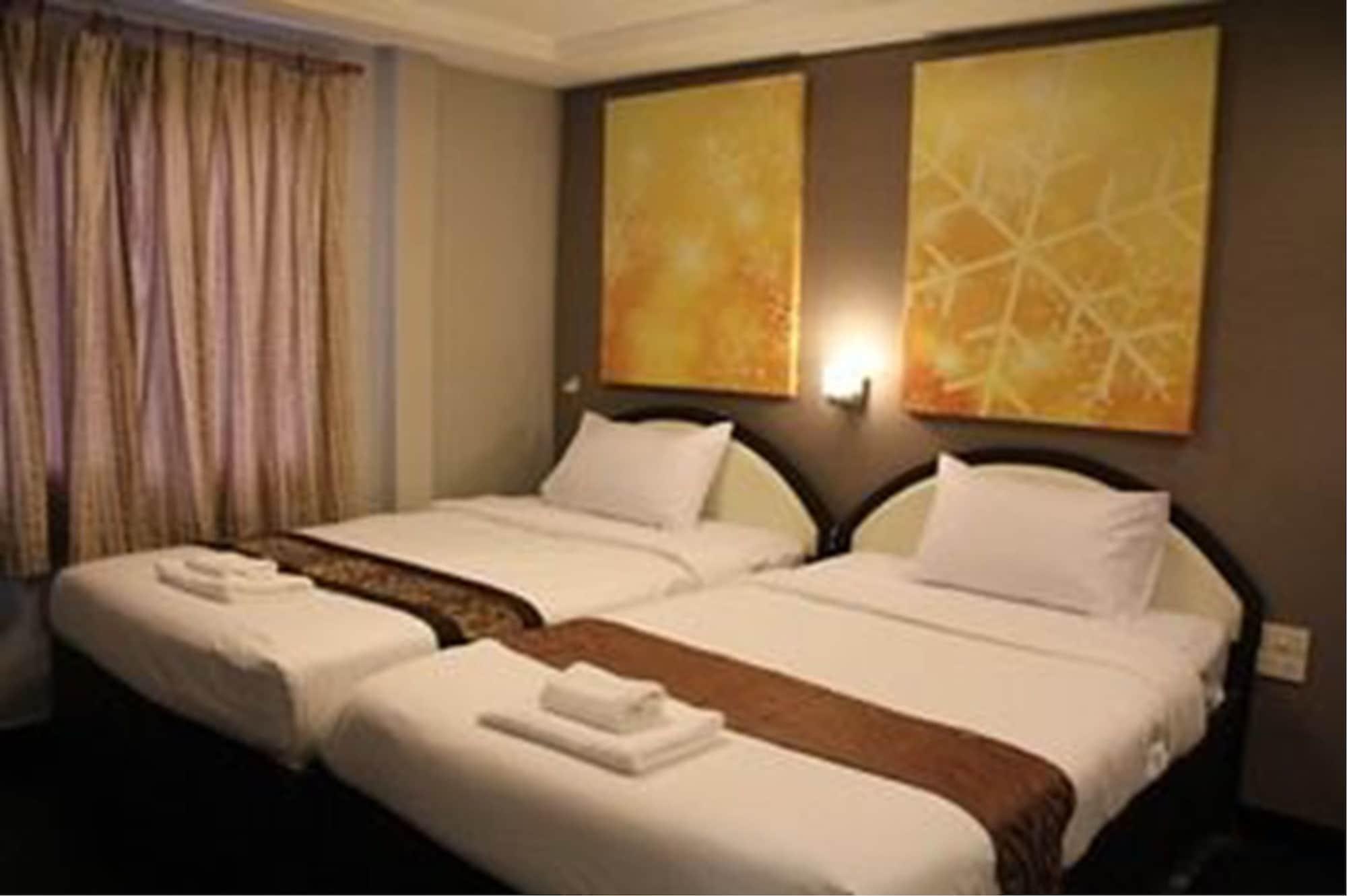 V30 Sukhumvit Hotel Bangkok Exterior photo